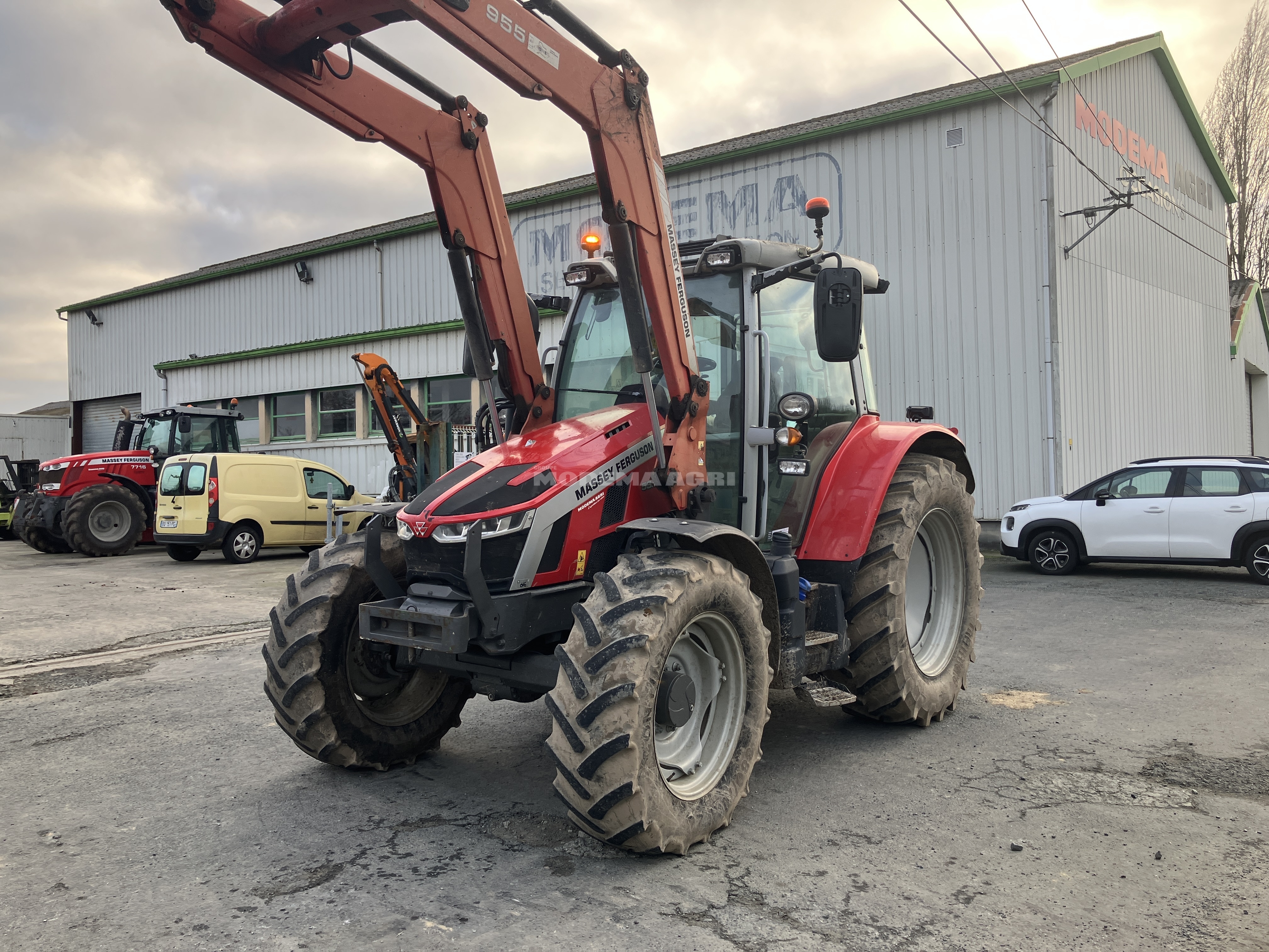 MAT000000000000061100_01