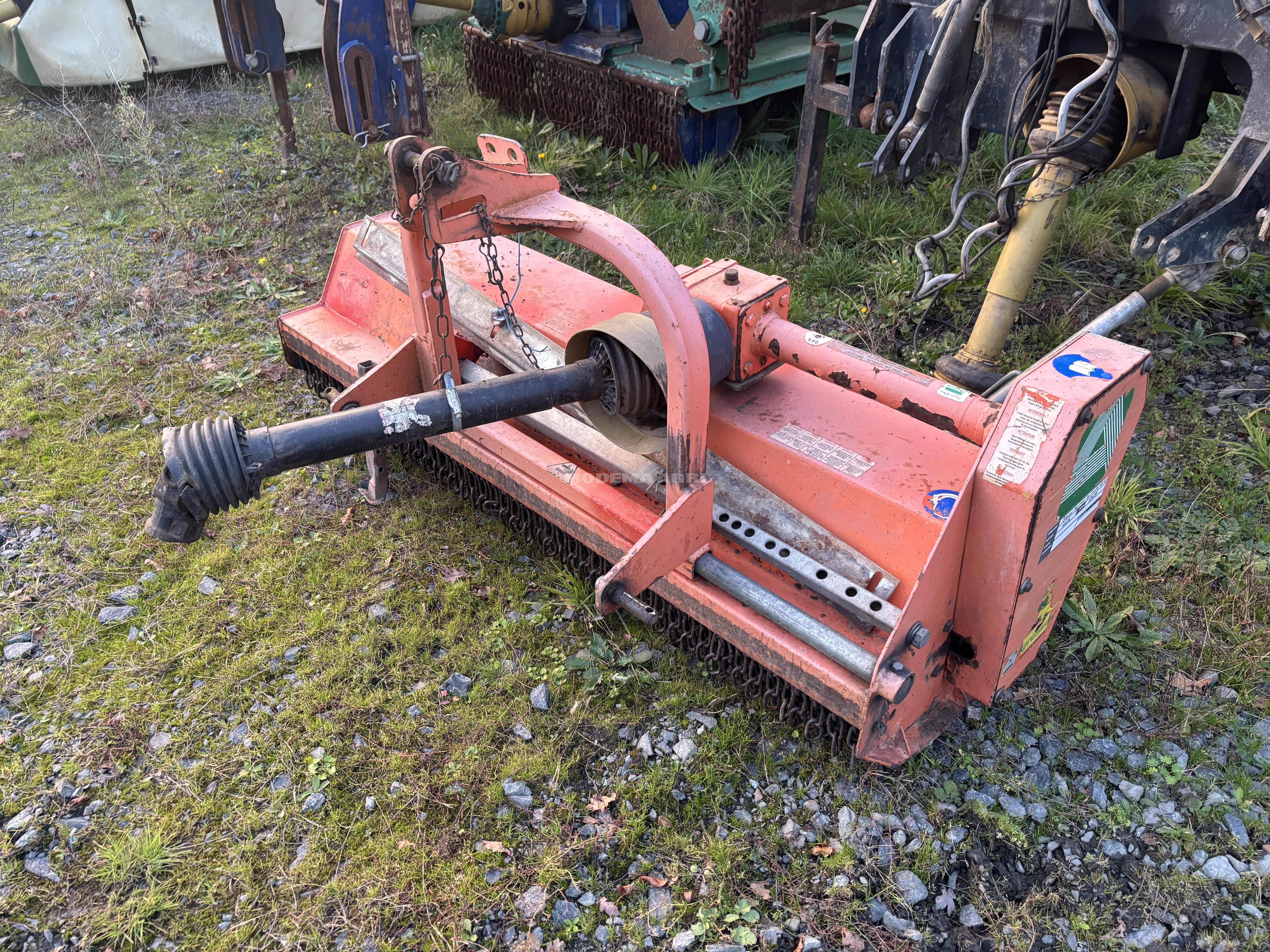 MAT000000000000062401_03