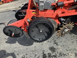 MAT000000000000061561_06