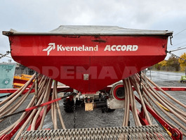 MAT000000000000061891_03