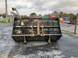 MAT000000000000061952_03