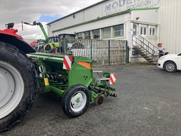 MAT000000000000064064_04